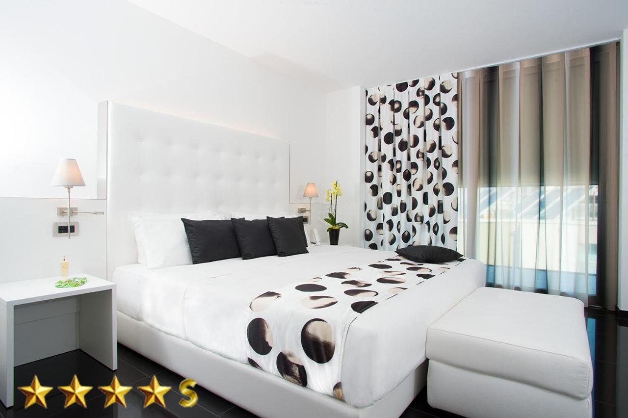 ליגננו סביאדורו Hotel Rossini 4S מראה חיצוני תמונה