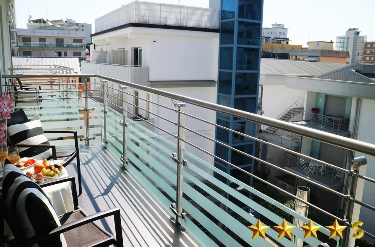 ליגננו סביאדורו Hotel Rossini 4S מראה חיצוני תמונה