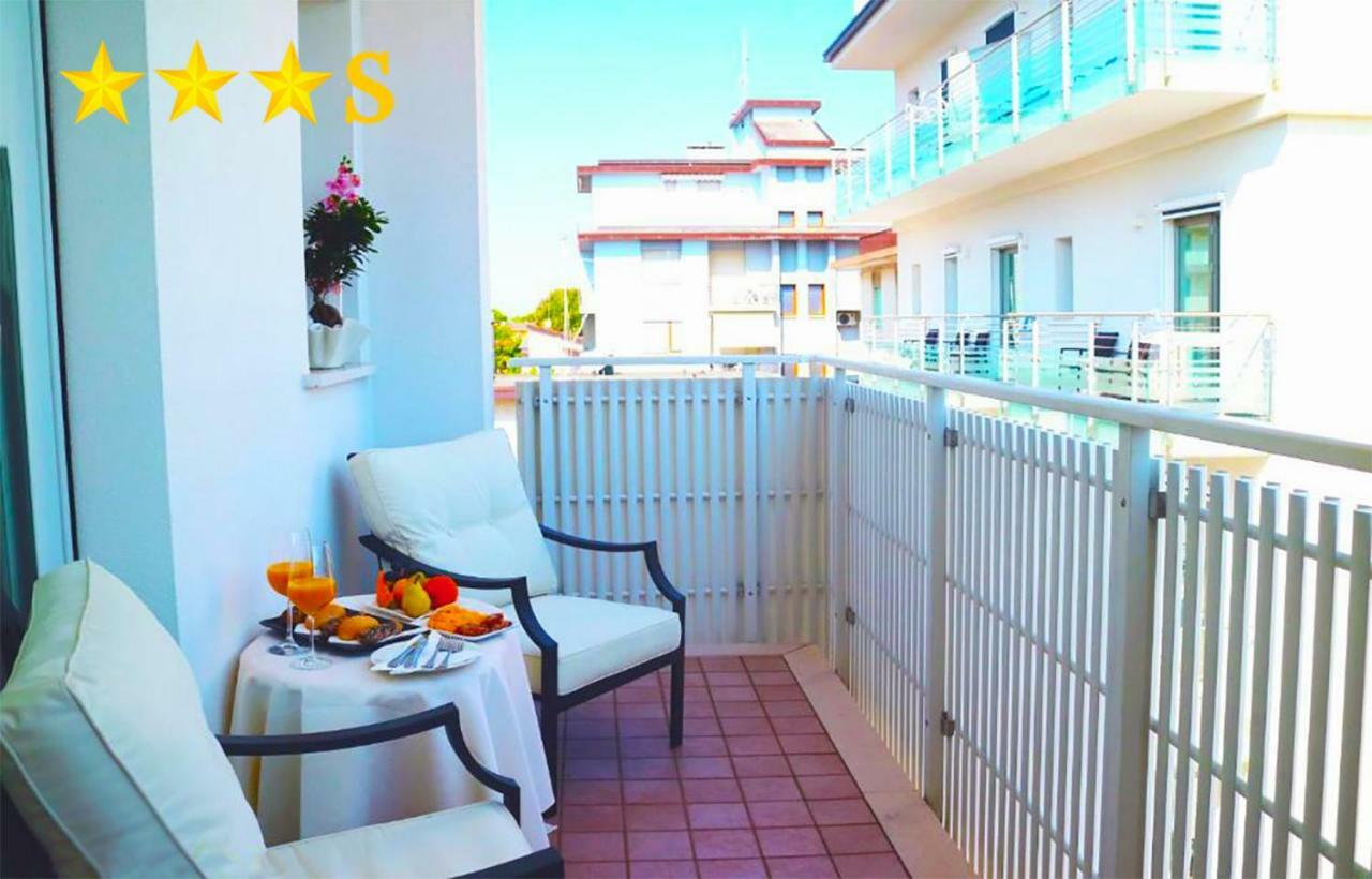 ליגננו סביאדורו Hotel Rossini 4S מראה חיצוני תמונה